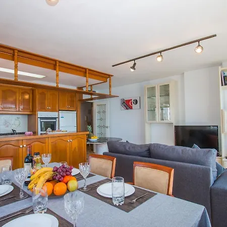 Ifach - Plusholidays *