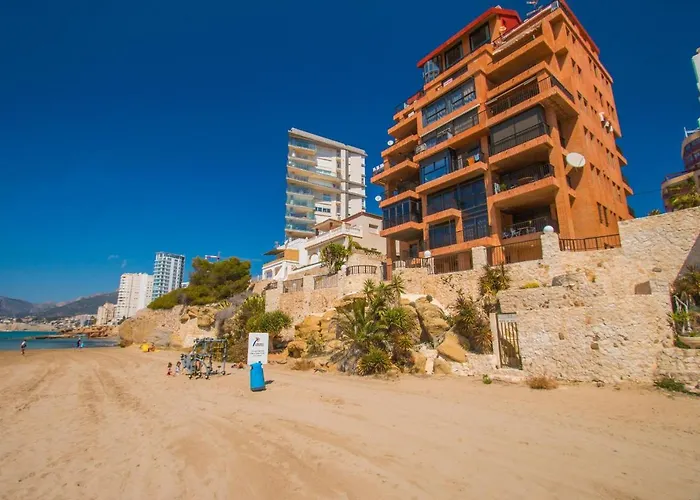 Апартаменти - Plusholidays Ifach